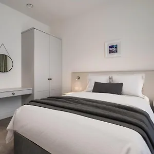 Castle Buildings Apartment Belfast